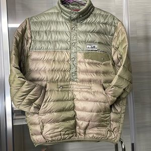 COPY - Olive Green Patagonia pull over puffer jacket